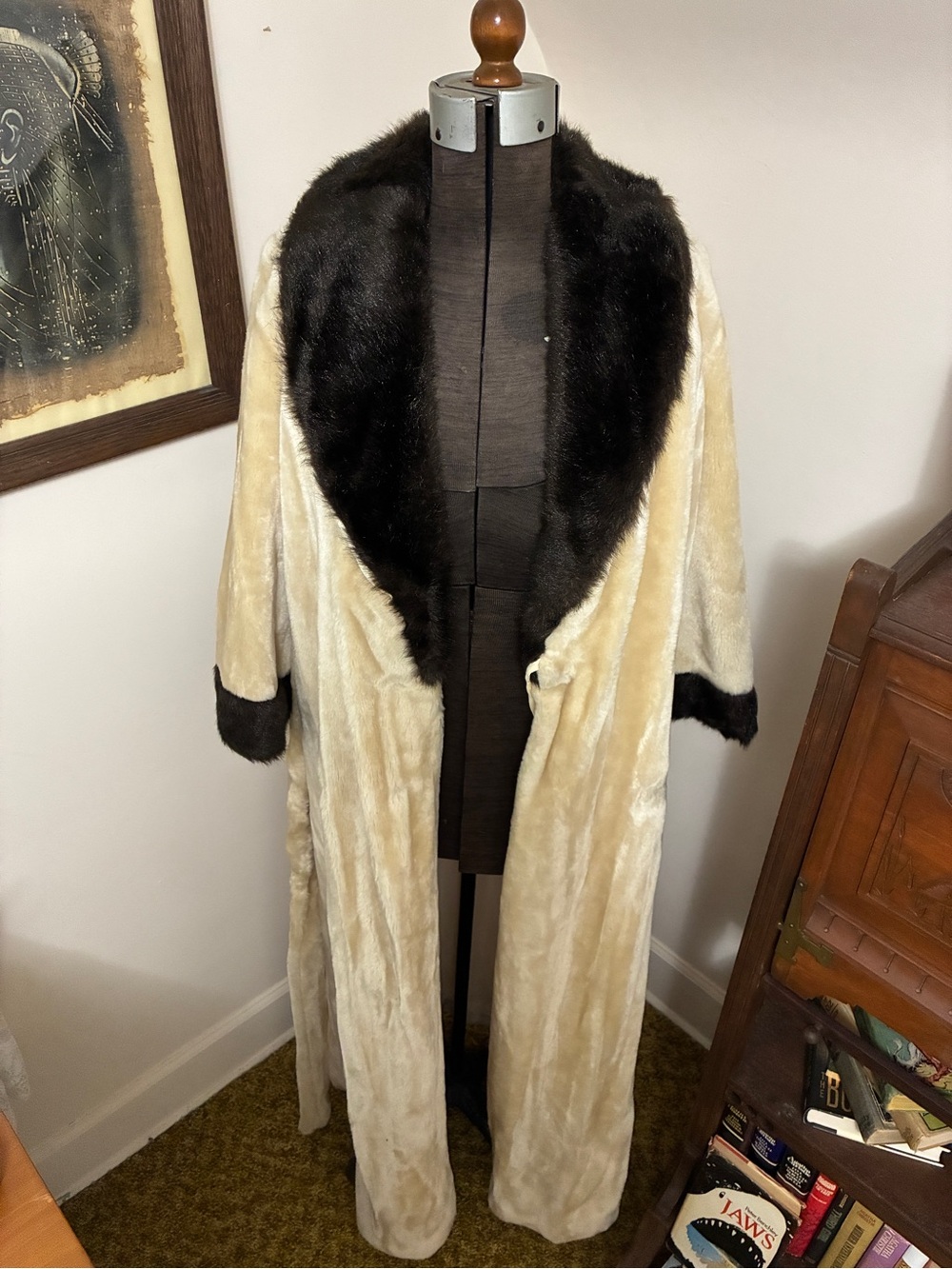 Rare! Vintage 70’s Faux Fur Robe